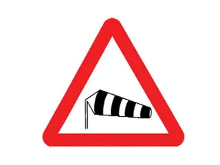 P-29. Viento transversal. Cuidado al salir de un túnel o rebasar un camión.